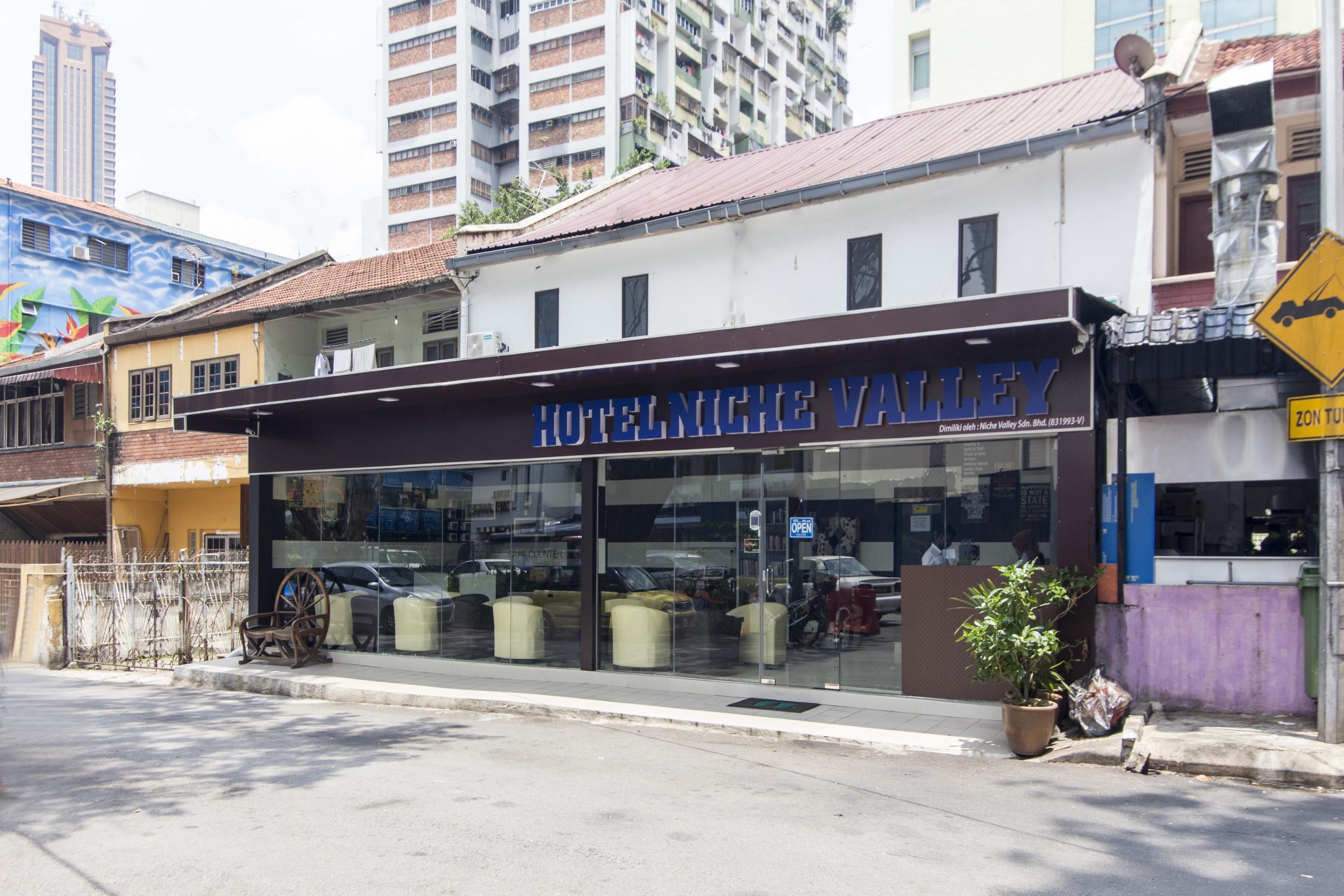 Oyo 90143尼切谷酒店 吉隆坡 外观 照片